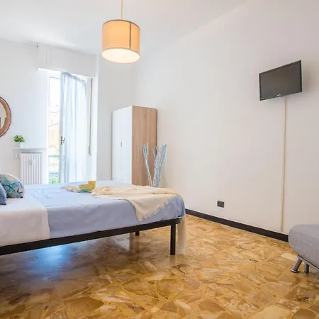 Apartamento 006 - Casa Mare Blu In Centro 300m Dalla *