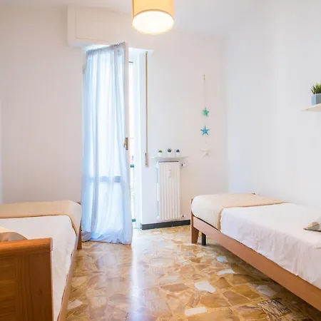 006 - Casa Mare Blu In Centro 300m Dalla Appartamento *